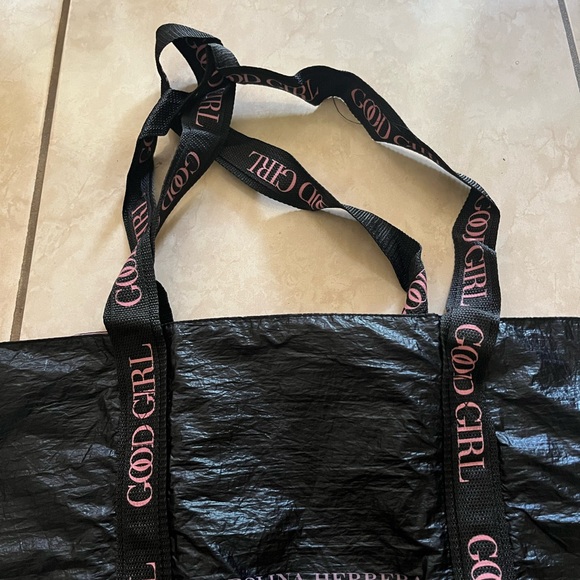 Carolina Herrera Good Girl Nylon Black and Pink Tote Bag - Picture 5 of 9